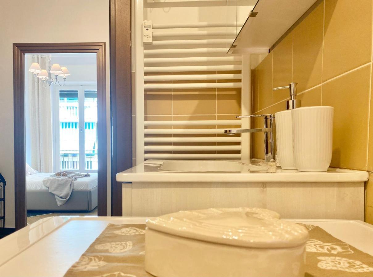 Casaviva - Lovely Bilo In Ancient Genoa Appartement Buitenkant foto